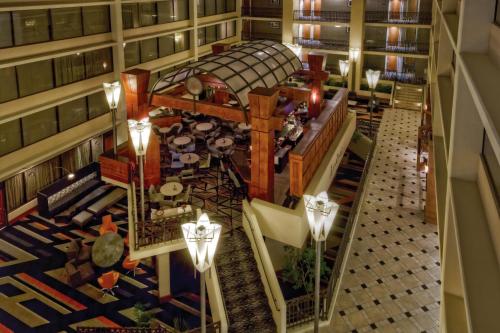 Hilton Knoxville Airport - image 20