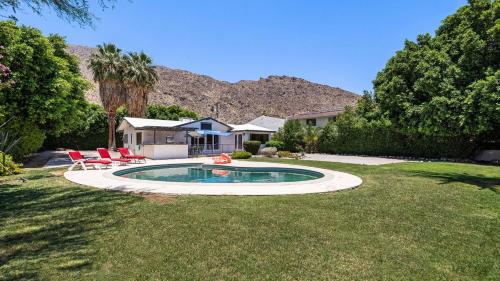 Dandelion by AvantStay Pool 0.2mi to Downtown in Palm Springs, USA