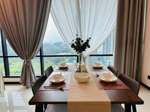 PINWU 品屋 PremiumCozy FamilySuite@Opus Residence KL
