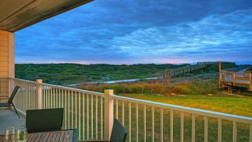 Salt Sun by AvantStay Beach Access Pool in Port Aransas, USA