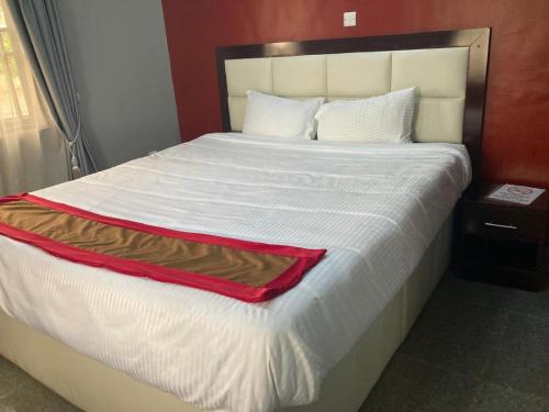Gillis Continental Hotel and Event center in Enugu