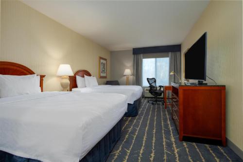 2 double beds