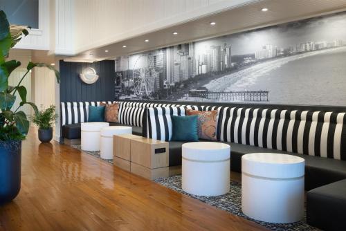 Hampton Inn & Suites Myrtle Beach Oceanfront - image 37