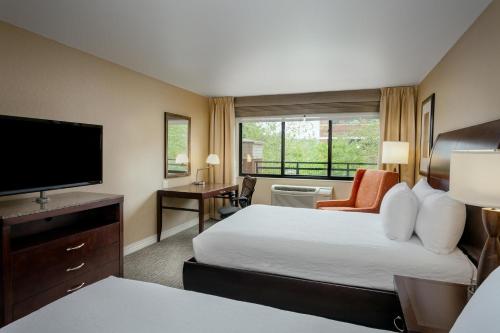 Hilton Garden Inn Seattle/Issaquah - image 22
