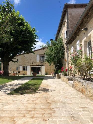 Le Clos Lagrange Gîte 10 personnes gîte à louer Chez Vincent