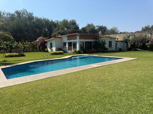 Casa Los Cardenales Ticuman in La Joya (Baja California)