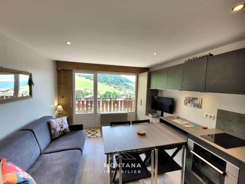 Studio moderne rénové avec balcon au Grand-Bornand - FR-1-458-143