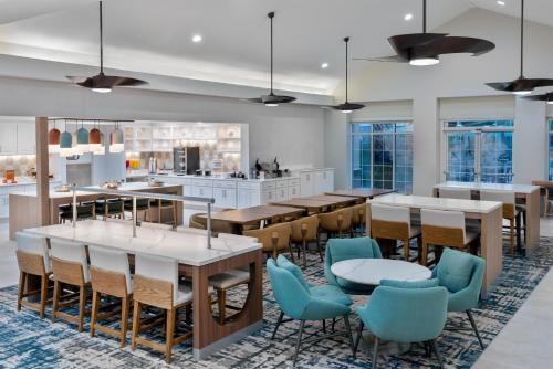 Homewood Suites by Hilton Orlando-Nearest to Universal Studios - image 22