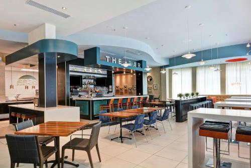 Hilton Garden Inn Raleigh/Crabtree Valley - image 39
