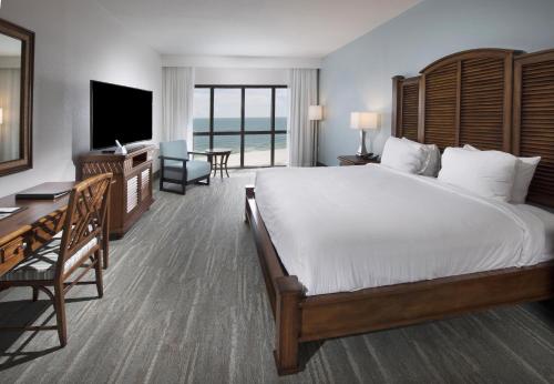 The Island House Hotel a Doubletree by Hilton - image 39