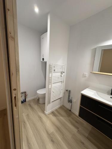 浴室, LONI EXPERIENCES - Indus in 沙朗