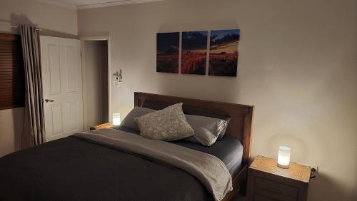 Life is good in Parkside Relaxing 3 BR Retreat in Parkside