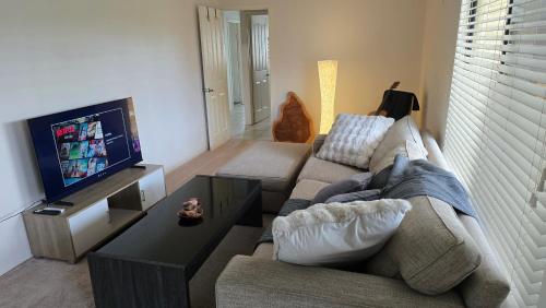 Oprema, Life is good in Parkside Relaxing 3 BR Retreat in Parkside
