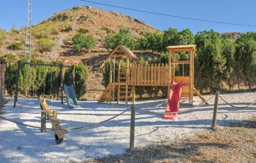 外部景觀, Amazing Home In Malaga With Outdoor Swimming Pool in 坎帕尼葉斯