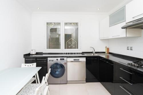 Chic 3 bedrooms Panoramic Bay MVG2 in Demnata