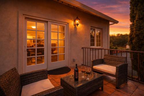 Exterior view, Healdsburg Wine Country Retreat with Private Patio, Fire Pit & Vineyard Views in Windsor (CA)
