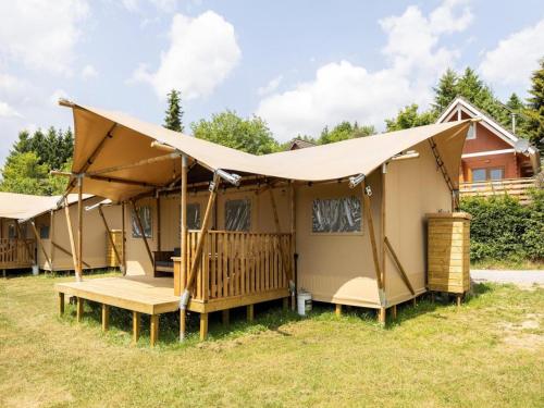 Viesnīcas āriene, Glamping Stay in the Ardennes in Signy-l'Abbaye