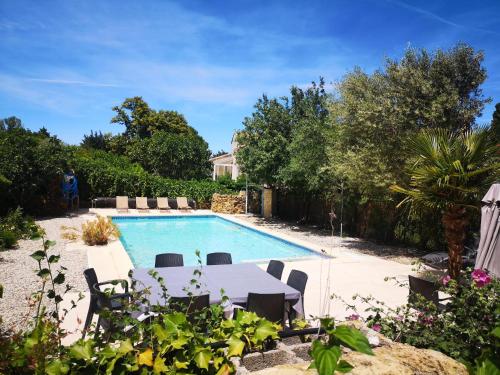 Peldbaseins, Child-friendly villa with pool in Salazac