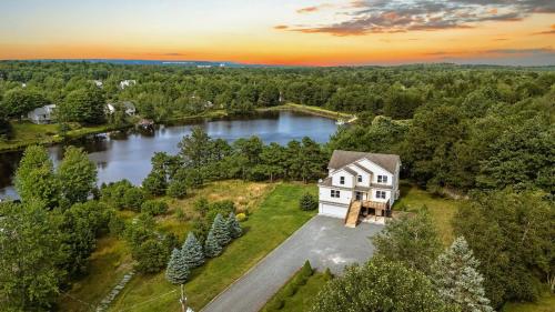 Seadmed, For Lake Sake by AvantStay in Tobyhanna Township (PA)