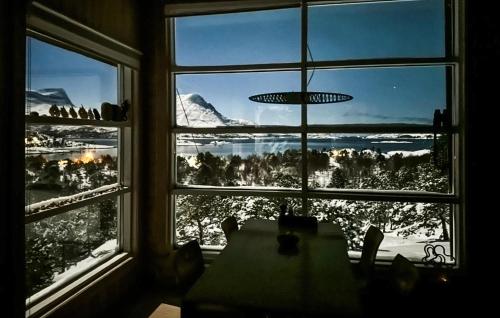 Vaade, Awesome Home In Ballangen With Kitchen in Ballangen