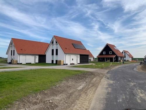 Exterior view, House in Scherpenisse near Oosterschelde in Tholen