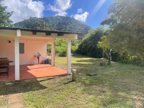 Garden, Maison chaleureuse en pleine nature- Vue sur la montagne Pelee in Le Morne Rouge