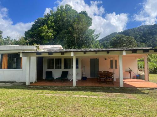 View, Maison chaleureuse en pleine nature- Vue sur la montagne Pelee in Le Morne Rouge