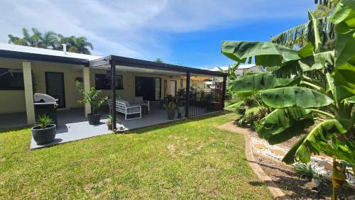 Vrt, Life is good in Parkside Relaxing 3 BR Retreat in Parkside