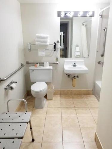 Alex Hotel and Suites - image 36