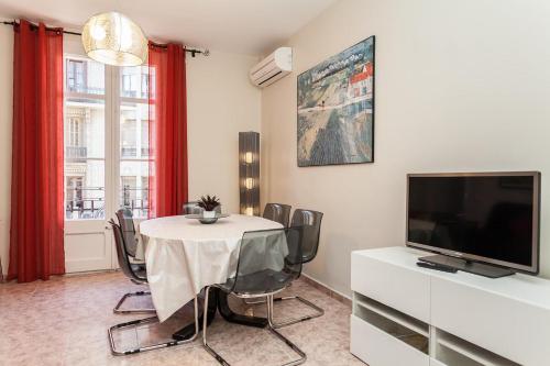 ApartEasy - Family 4-Bedroom Apartment, Barcelona (fotografie 9)