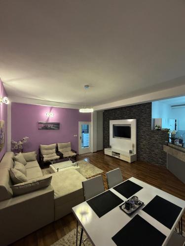 Riaho Apartment
