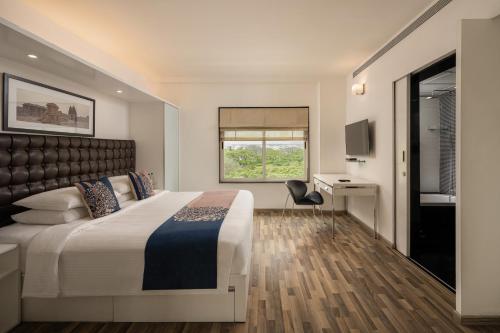 room detail thumbnail 0