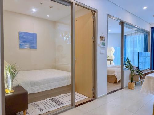 Seahorse Apartment 1216 - image 3
