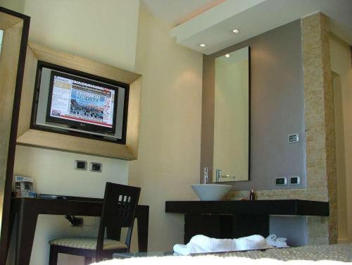 Hotel La Lucertola - image 6