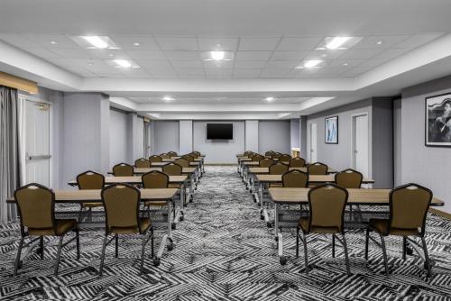 Hyatt Place Atlanta/Cobb Galleria - image 29