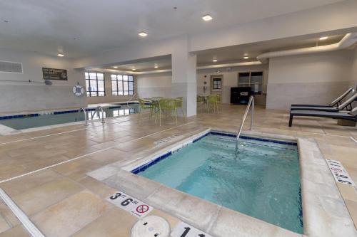 Hampton Inn Rock Springs - image 27