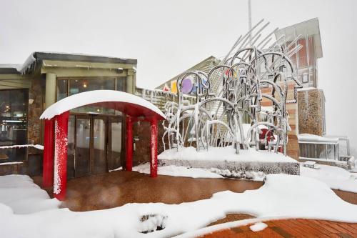 Abom Hotel - Mount Buller