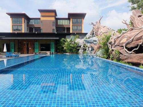 Swimming pool, T Vintage Hotel in Bang Khla