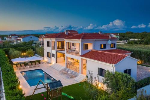 Iekārtas, Luxury Villa Primavera Sukosan with Heated Pool in Gorica
