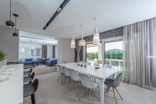 Iekārtas, Luxury Villa Primavera Sukosan with Heated Pool in Gorica