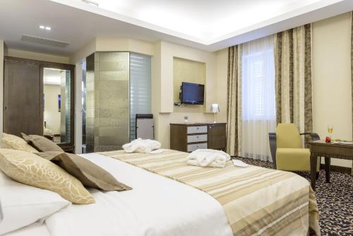 Hotel Lapad - image 7