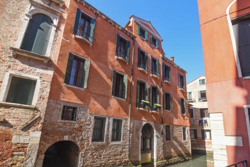 Apartment assigned at check-in