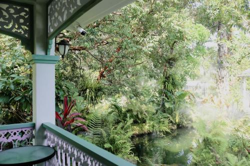 Dinnano in Huai Nam Khao