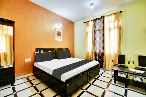 1 queen bed