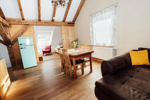 Alte Kass Hotel und Kaffeehaus Room Type - Deluxe Studio