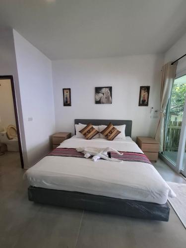 Jungle Breeze Bungalow, Fast WiFi, Quiet Retreat in Dan Mai