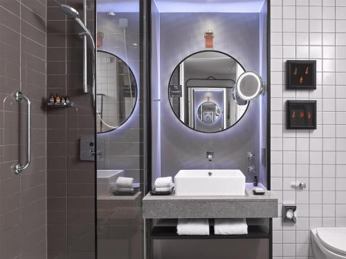 The Trafalgar St James London Curio Collection by Hilton, Londýn (fotografie 4)