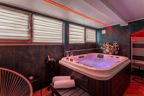 Crystal Luxury in Craiova