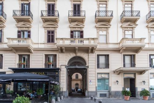 Lungomare Suites chambre d'hôte Castel dell'Ovo