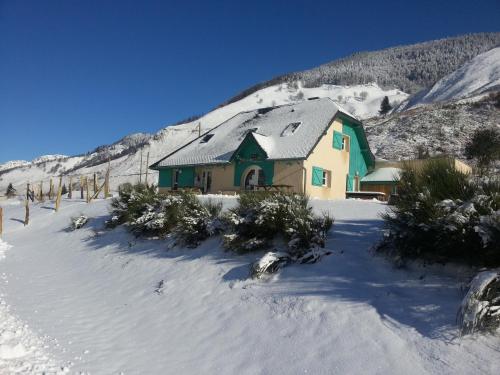 Gîte de montagne du Plateau de Lhers - Accommodation - Accous